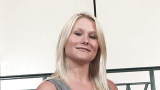 Juliana Jolene Is A Curvy Girl