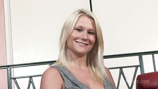 Juliana Jolene Is A Curvy Girl