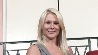 Juliana Jolene Is A Curvy Girl