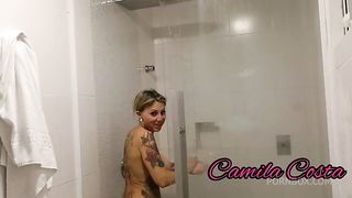 FODENDO A LOIRA NO BANHO