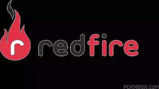 Anal surpresa com a esposa safada Barbara Alves