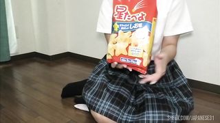 【清楚系】おとなしそうなボブカット女子◯生のメチャえちえちのバイブオナニー 。