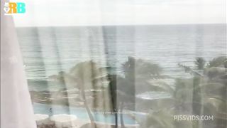 Realizador baiano , Brazilian Bull! Corno submisso humilhado pela esposa, cuckold pega na rola do comedor e coloca na esposa com muita Dp , Final comedor gozando dentro da esposa do corno