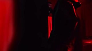 I participated in the live lesbian gang bang