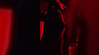 I participated in the live lesbian gang bang