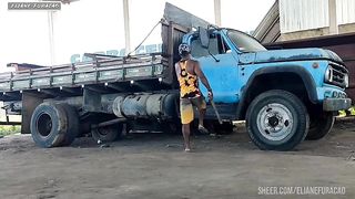 achamos um lugar abandonado fizemos a maior orgia ao ar livre
