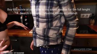FRENCH TRANS GIRL FUCKED ME IN THE KITCHEN icy diamond & maxime horns