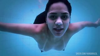 A Milf Japonesa levando no cu e acabou com a buceta cheia de porra - Anne Midori