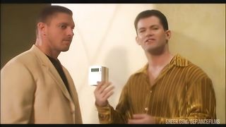 Busty Taylor Screwed In Bed Before The Cum Flies