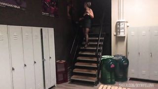 Luna fucked and sodomized in the whirlpool of the swinger club