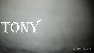 Ninfomana anal: Me dio sentones hasta que le dolio el culo, hizo que me corriera dentro 2 veces y por poco la dejo prenada.