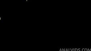 Orgia entre dois machos uma trans e uma mulher - Priscila Belini - Isabella Salvatore