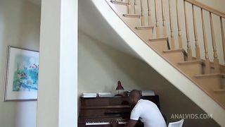 Cherry Hilson Loves Raw Buttsex