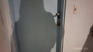 Fui demitido do emprego e minha esposa foi falar com meu patrao!