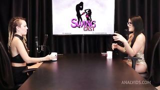 Gostosa faz um boquete e deixando o pau bem molhadinho - Baby Devil