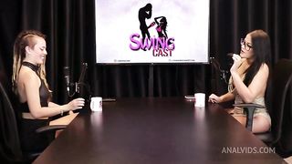 Gostosa faz um boquete e deixando o pau bem molhadinho - Baby Devil