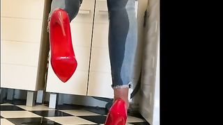 Wetting extremely Jeans and Red classic High Heels and play with Pee