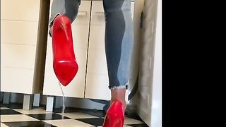 Wetting extremely Jeans and Red classic High Heels and play with Pee