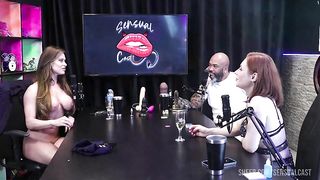 Safada mostra a buceta deliciosa apos falar de Gang Bang e a avaliacao do pau... - Tati Weg