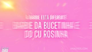 A Barbie da bucetinha e do cuzinho rosa levou porra do ken