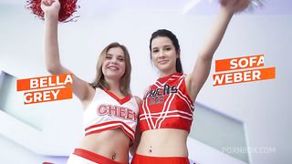 Bella Grey & Sofa Weber: Hand in the ASS and 2 cocks in the pussy ! Triple Hard