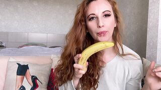 SEXY BANANA TONGUE SEDUCTION
