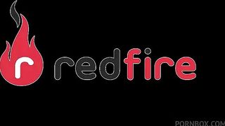 Morenaca Pandhora cavalgou gostoso na rola e liberou o cuzinho