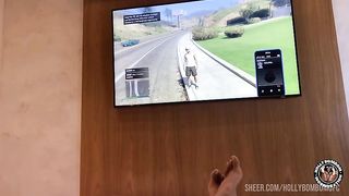 ELE SO QUERIA JOGAR GT4 e eu so queria rola na minha xota molhada