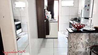 Vivi Capetinha aprendeu a fazer anal e ficou viciada em dar o cuzinho para seu sogro. 100% anal e creampie Vagninho e Vivi Capetinha