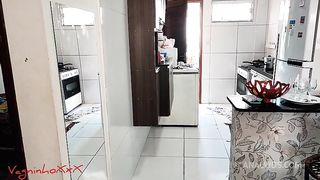 Vivi Capetinha aprendeu a fazer anal e ficou viciada em dar o cuzinho para seu sogro. 100% anal e creampie Vagninho e Vivi Capetinha