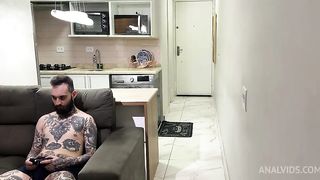 Cheguei do salao com um fogo no cu, e so meu namorado podia apagar pra mim. Pra isso precisei tirar ele do video game, sera que eu consegui?