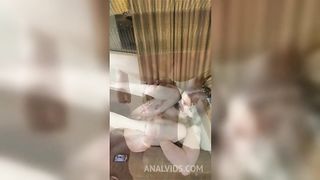TRAN GIRL ASIABELLE -CREAMPIE IN THE CHAIR-