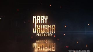 Coloquei o plug no banheiro da academia - Mary Jhuana