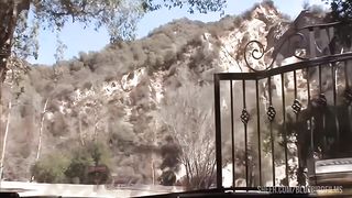 Sammie Rhodes, Mikayla Mendez, Riley Evans Have A Lesbian Threesome