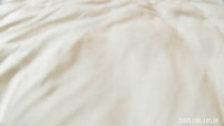 Blonde Newcummer Opens Her Pussy Wide to Accept A Big Cock