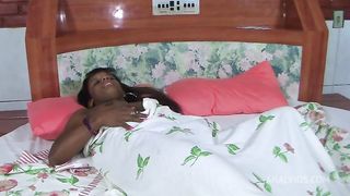 Cris Lira faz Anal intenso e escova os dentes com porra.