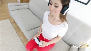 Sexy Beautiful Gamer Girl is Seduced to Get a Rough Anal and Pussy Fucking
