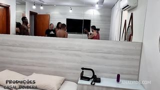 Bastidores da primeira vez no porno do casal Rafal e Jani com muito anal e bi feminino com Pricilla Diabinha