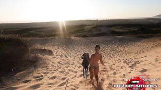 A GOSTOSA MAIS SAPECA ACARICIANDO SUA GRANDE BUCETA ROSADA NA PRAIA DO CAMPECHE FLORIANOPOLIS-SC / MELODY ANTUNES COMPLETO