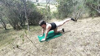 Esposa infiel folla con el vecino sexo al aire libre le encanta la verga en la concha y el culo