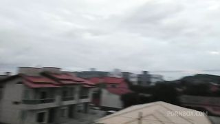 Aquela aprontada com as amigas muito sexo na ilha da magia