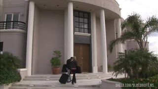 Haley Paige's Chef Delivers Hot Snacks And Gives Her A Hot Beef Injection