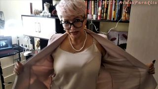 Carrots and zucchini in the sweet cunt of a mature secretary...