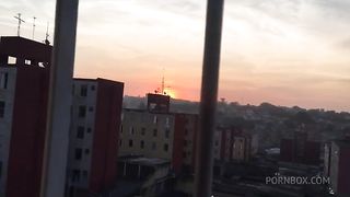 A morena gostosa veio passar o fim de semana na minha casa e deu a bucetinha dela gostoso