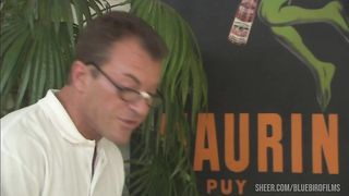 Lauren Phoenix Throws Her Bubble Butt In The Air And Twerks On His Cock
