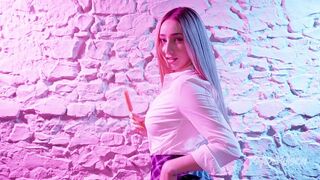 BUSTY LULA STOCCH GIVES XANDER A BJ & PUTS HER PUSSY IN HIS FACE!
