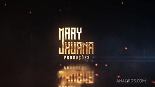 Meu namorado comendo meu cu apertado - Mary Jhuana