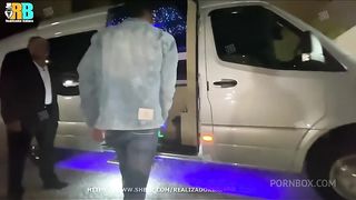 Realizador Baiano em SAO PAULO , putaria e diversao na limusine indo para casa de swing. Com casais exibindo putinha submissa, hotwife e amiga. amador orgia com brasileiras