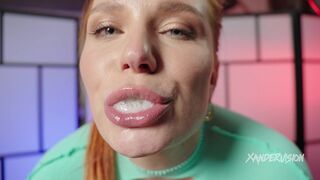 CLEMENCE AUDIARD PUTS HIS MOUTH ON XANDER S COCK TO GET A CUMSHOT!
