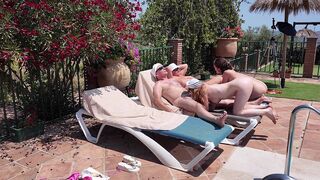 MATURE SWINGERS HOLIDAY POOL SIDE REVERSE GANGBANG
